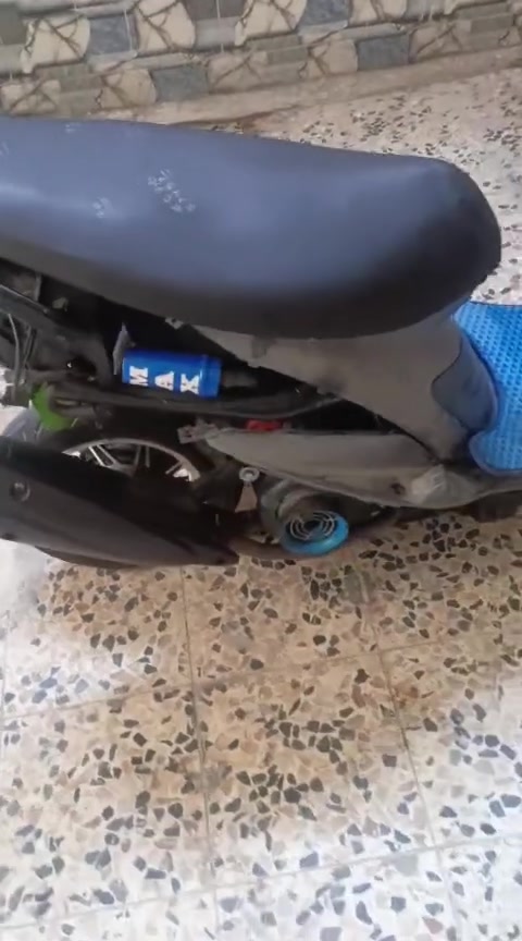 سلام عليكم شباب دراجه البيع ماكس قجمه دراجه مفتوحه مره وحده السعر مالها ب 350 وبيها مجال لكفرات البلاد موجودات  شراي هاذا رقمي  ***********عنواني بصره كرمت علي مركز الناحيه يم الجسر مال نجيبيه
