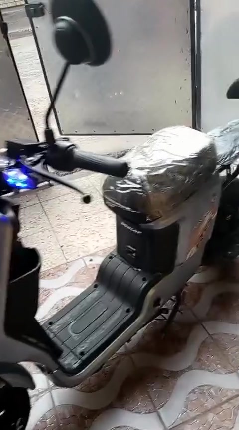 سلام عليكم دراجة نوع R9 نضيفه
5 بطاريات اكبار جدد

اشاير يمنه يسرى 

دبل اشاره 

لايت عالي ناصي 

3 نمر 

نضام P

نضام R

(السعر 280) وبيهه مجال للطيبين 

للاستفسار (***********)

(ملاحظه اقرى قبل الاستفسار)

العنوان/بغداد/ البلديات/جامع سيد صلاح المكصوصي
