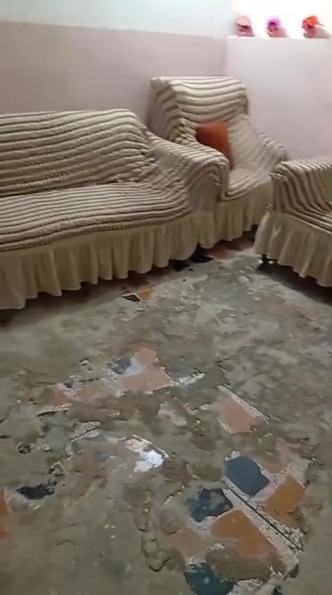 قنفات تسكام  وكونتر ٣ قطع نضيفات كلش القنفات ب ٣٠٠ قفل والكونتر ب ٣٠٠وبي مجال بسيط
***********
