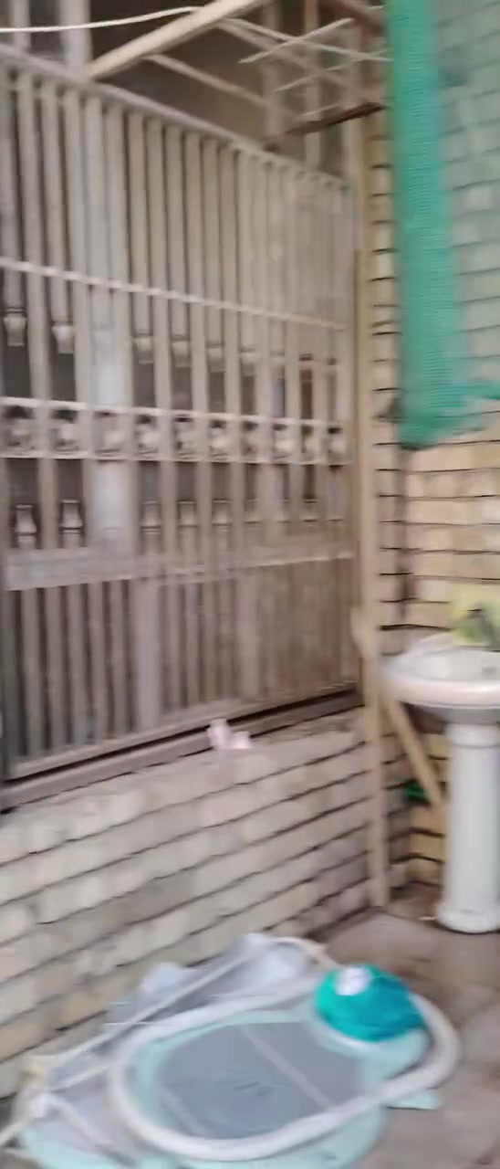 من رخصت صاحب الكروب بيت لايجار طابق ارضي غرفه وصاله واستقبال وخدمات سعر 400الف بلديات حي التراث الزراعي ضياء الحلفي ***********
