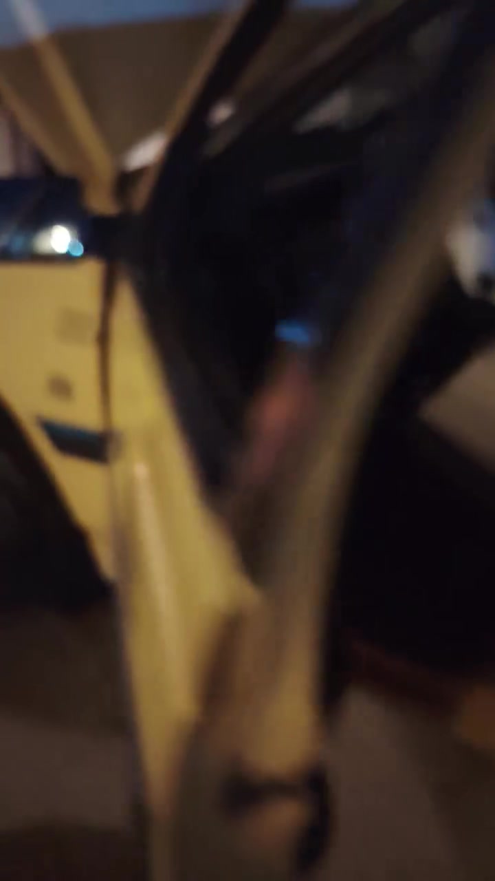 السلام عليكم بيجو بارس موديل 2012 سنويه لل27 تحويل ثاني يوم سعر26 غرامه مصفره سياره كامله مابيها نقص بس خيط اتصل واعرف التفاصيل مكاني بابل مركز مدينه ***********

