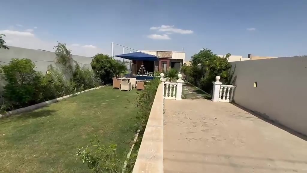 متوفر حجز يوم الخميس والجمعة 
مزرعة روزه 
📍البوعيثة 
موثقه بتـطبيق اجرلي 
المزرعه تحتوي ع ✨
باربيكو كامل وادوات شوي🍡🍢
غرفتين نوم 🚪🛌
صاله كبيره 🛋️
صحيات 🧼🛁
مطبخ 🍽️🍢
حديقه كبيره 🛤️🏝️
مسبح اطفال ومسبح كبار 🏊🏻‍♂️
مراجيح 🎠
للحجز والاستفسار ع لخاص او ع الارقام التاليه
***********
