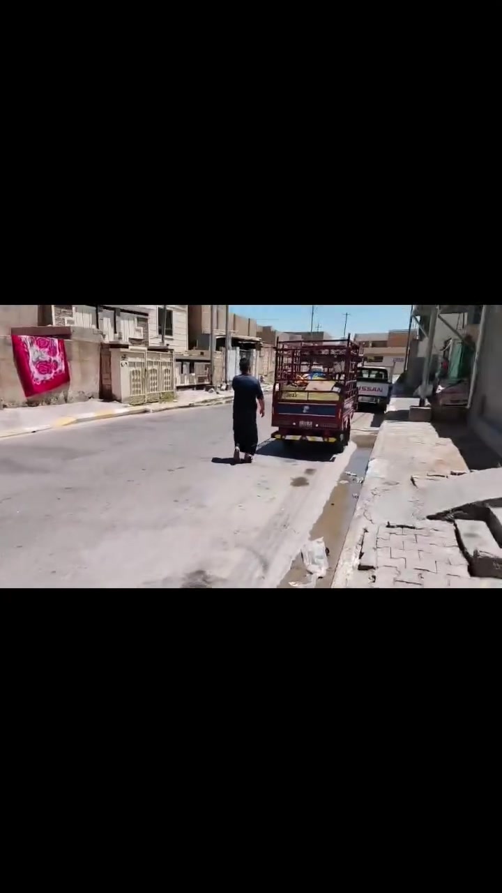 السلام عليكم #متاح بيت طابقين مساحه ٨٣ متر يتكون الدار من استقبال وصاله وغرفه نوم ومطبخ وصحيات دار جاهز للسكن موقع الدار التأميم حي ٨ شباط السعر ٧٥ قابل للتفاوض للتواصل ***********
