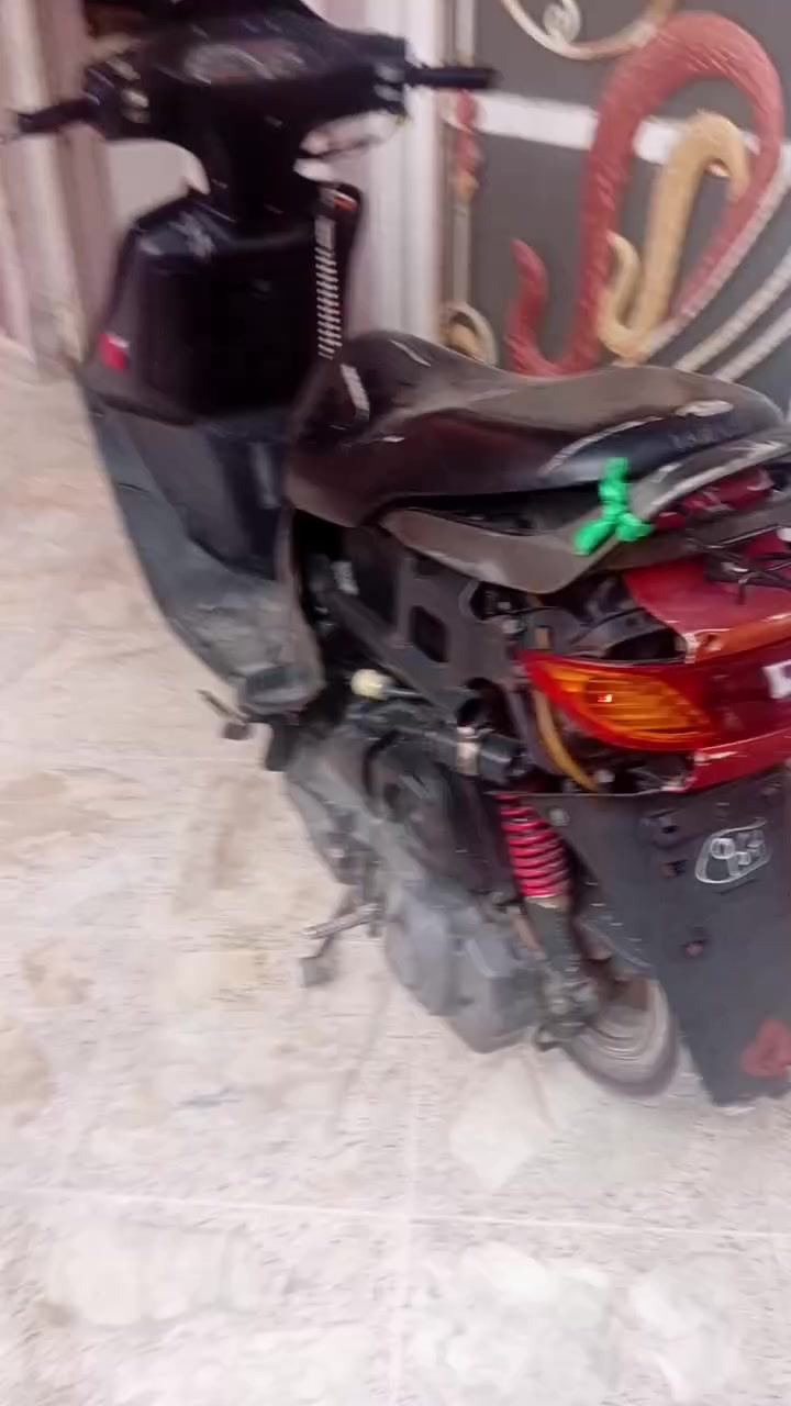 للبيع فراشه مامفتوحة سلف هندر كهربائية كلهه شغاله مكاني نجف سعرهه 400 اتصال***********
