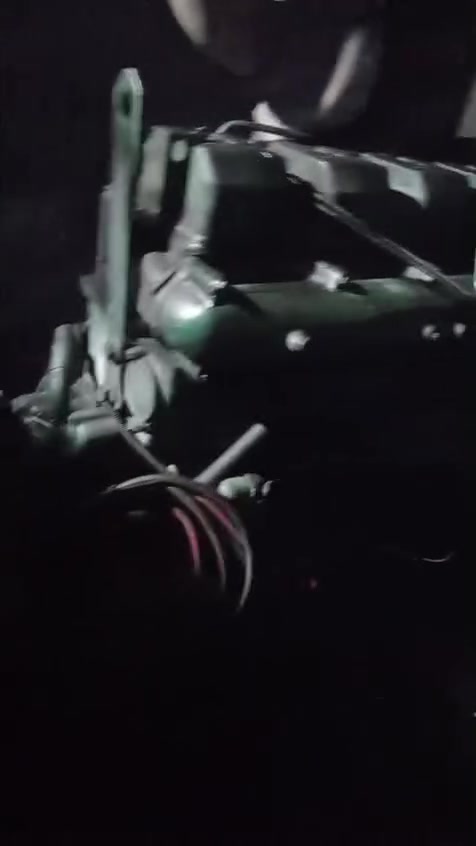 سلام عليكم من خصت مدير الكروب مولد شغال شرط الشغل وعل حمل راس الدوليد 450 البيع *********** وهاذا رقمي
