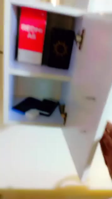 ميز • خانتين • مستعمل قليل
