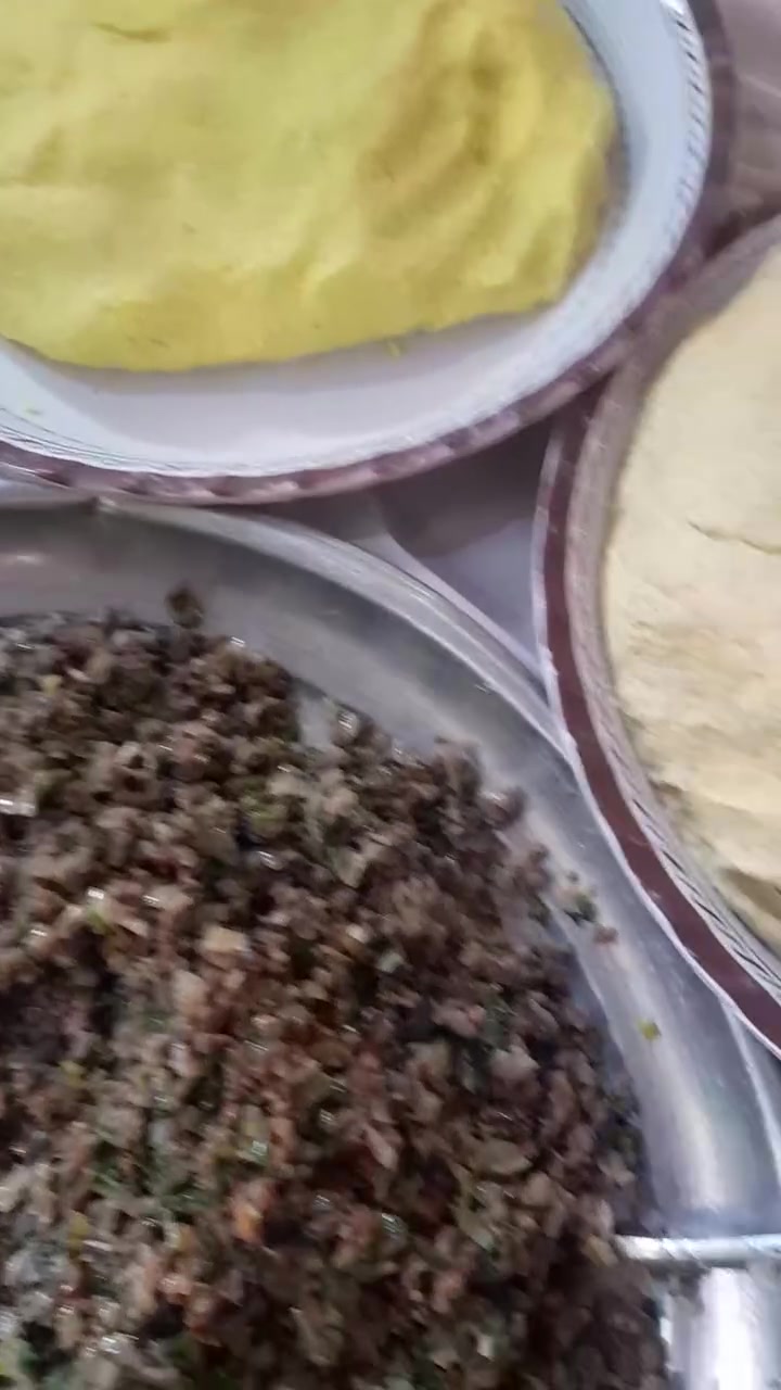 اجهز المطاعم.  دولمه الجدر النفر ويكفي نفرين 
 كبب قلي 
كبب مرق والله العظيم شغل بيت نضافه 
وترتيب وحسب الطلب والكبب بلحم عراقي 

للحجز مراسلتنا او التواصل ع الواتساب ‏‪***********‬‏
عنوان كركوك
