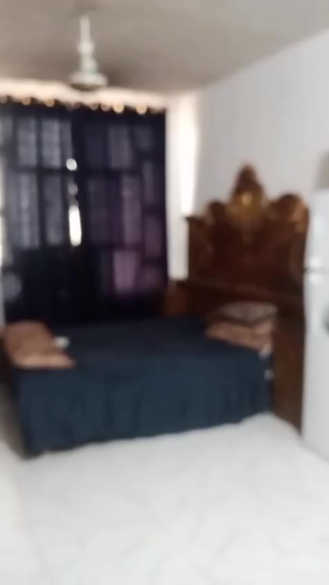 طابقين • ٣ غرف • محل خارجي