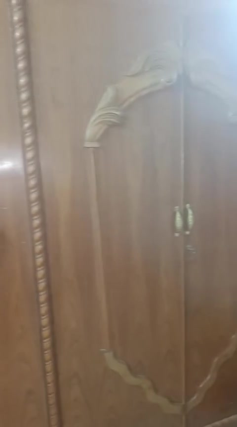 متاح غرفه نوم الموصل جانب الايمن حي المنصور ***********
