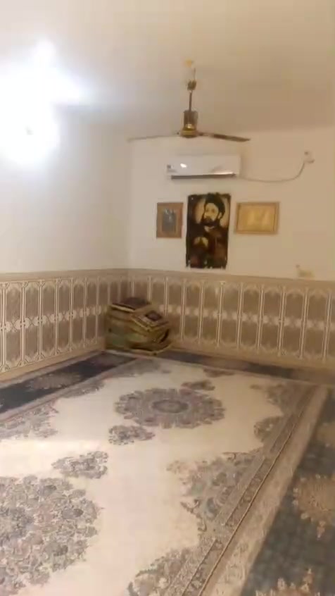 للبيع بيت 150م،بناء بلوك وعكاده،طابو زراعي سند 25 كل الخدمات موجوده شارع المطحنه،البيت ،نظيف جدآ،السعر 42،بيع مستعجل رقم الهاتف،***********
