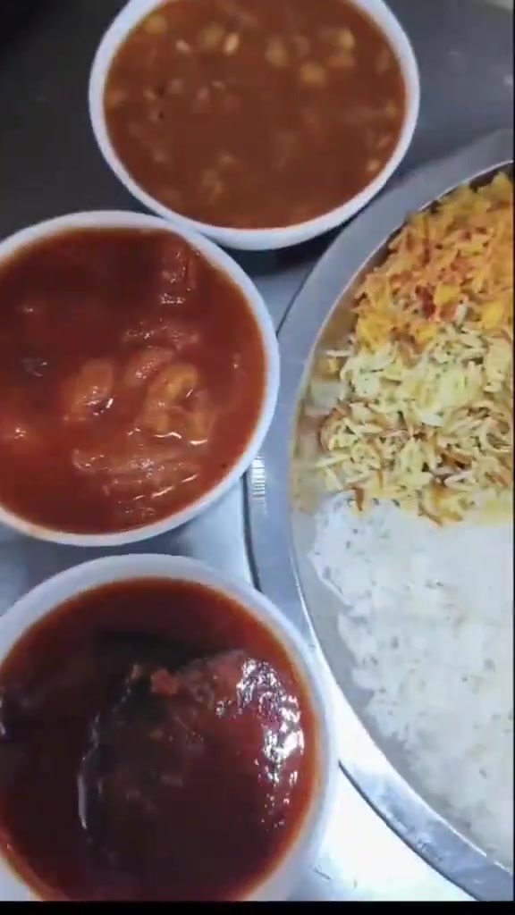 نص دجاج • ثريد • توصيل مجاني
