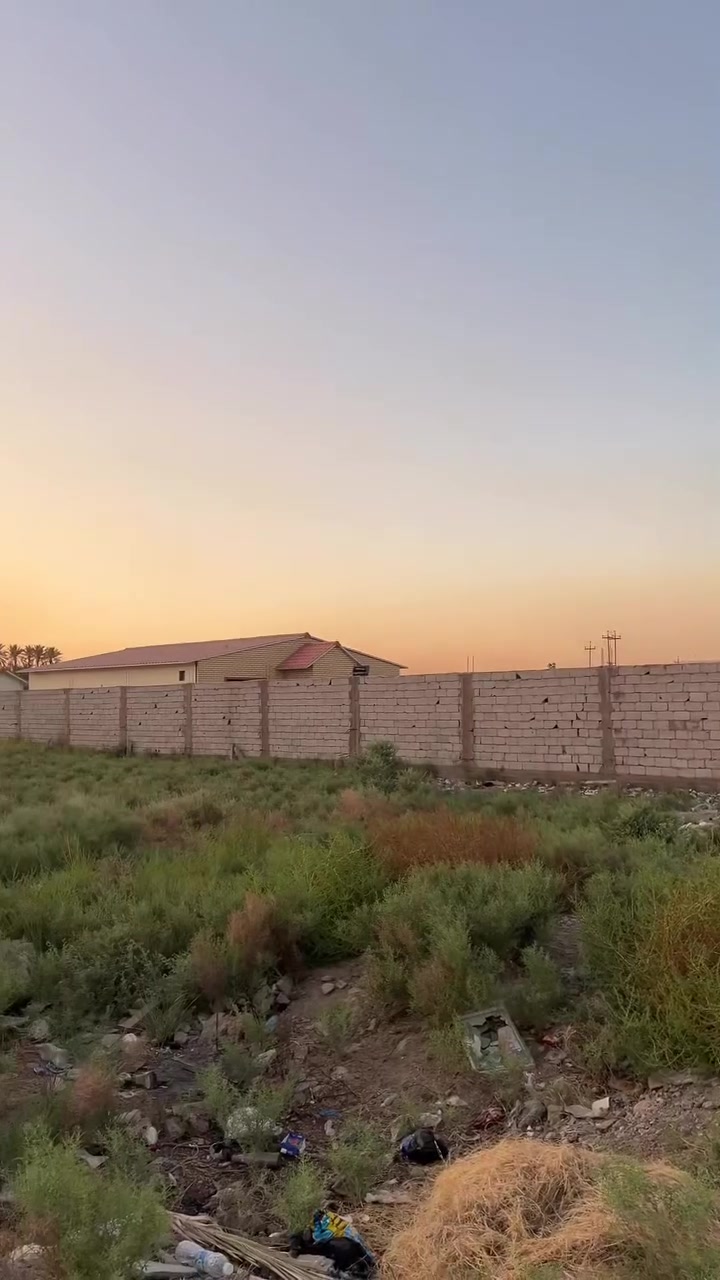 البيع 2800م واجه 50 نزال 55 سند 25 
كامل خدمات مي ساله كهرباء مباشر على شارع تبليط 
عنوان بغداد المدائن الجعاره 🌍📍السعر (225)
تفاصيل كثر نتصل 📞 ***********
‭***********‬
