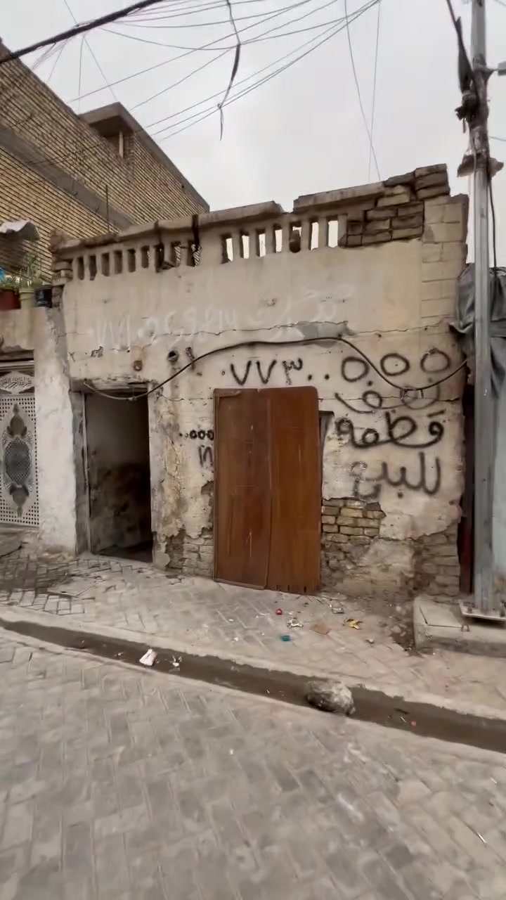 سلام عليكم نص قطعه للبيع قطاع 23 اول فرع عل شارع قرب صيدليه المتميز التواصل واتساب فقط ***********

