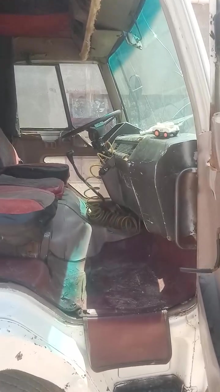 السلام عليكم سياره للبيع قويه  مديل92 ***********
