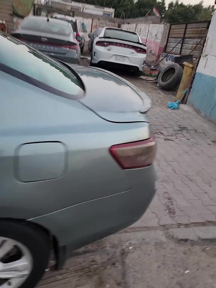 كامري أمريكي موديل 7 مكينه 6سلندر افلون. سياره جاهزة او خير من الله مصبوغ حزام أثر جراد حدث خلفي جملاغ. سياره خير من الله.  حمدلله تخم تاير جديد .صدر أمامي وخلفي جديد .سياره جاهزه بسمي تحويل ثاني يوم. 
سعرها. 75$.بيها ماجل بسيط شاريه اتصل عليه او لا تعبني 
عنوان بغداد الشعب. 
رقم الهاتف. ***********
غير متواجد على فيس
