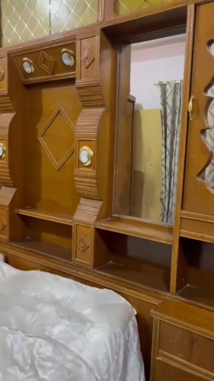 غرفه نوم نضافه فول السعر 875 العنوان الرمانه البوعبيد ***********
