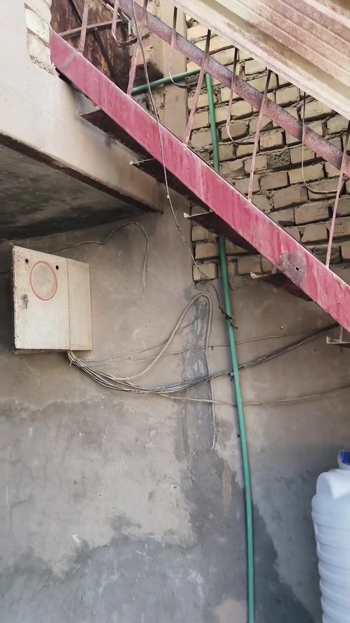 درج حديد • نضيف • ١٢بايه