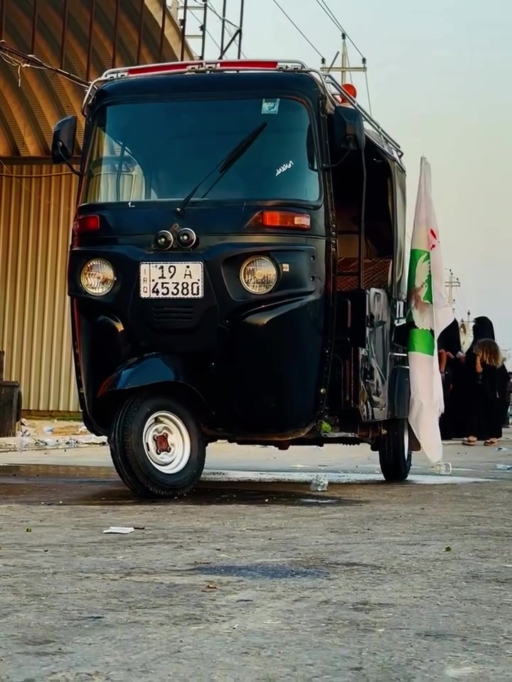 سلام عليكم تكتك البيع مديل 22 كفاله  عامه سعر 9 بيه مجال حك جيه   

ً ***********  وتساب هم بي 🖤💁🏿🏁
