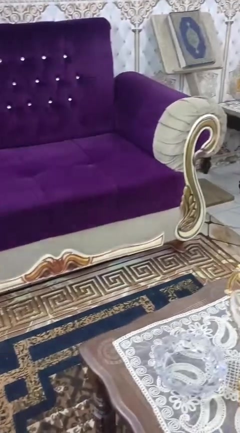 السلام وعليكم ورحمة الله وبركاته
تخم كامل للبيع جديد 3مقاعد 2كراسي سعره 300 الشراي يتصل 
***********
