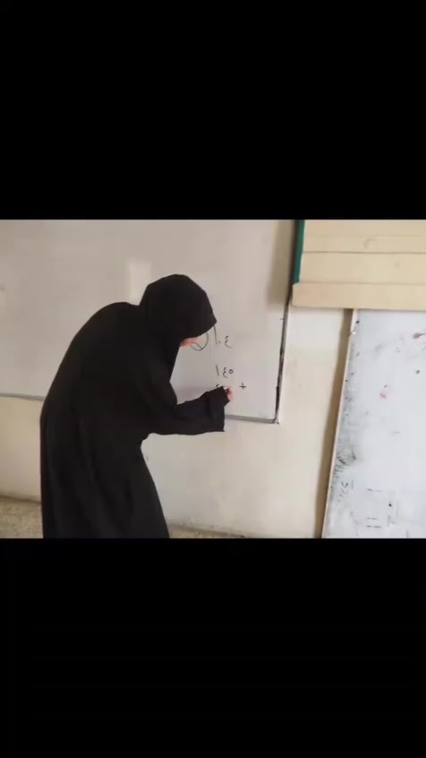 تعليم حكومي مجاني 
#الى اهلنا في الديوانيه 
(من لديها الرغبة بالعوده الى الدراسه في مراكز محو الاميه) 
وبالخصوص (النساء) من عمر 15سنه فما فوق من اخواتنا وامهاتنا من لديها الرغبه بتعلم القراءه والكتابه والقضاء على الواقع الامي  التسجيل في مركزنا(مركز الجنان النسوي لمحو الاميه)  
في حي المتقاعدين مقابل الدفاع المدني 
#للاستفسارالاتصال بمدير المركز الاستاذ عقيل البديري   ***********
***********
#ملاحظه نستقبل فقط اللاتي اعمارهن كبيره بحيث لايحق لهن التسجيل بالمدارس الابتدائيه رابط المدرسه👇🏽👇🏽 https://www.facebook.com/share/175wfcwaNj/
الدوام يومان الجمعه والسبت فقط والتدريس مجانأ والقرطاسيه والكتب مجانآ
