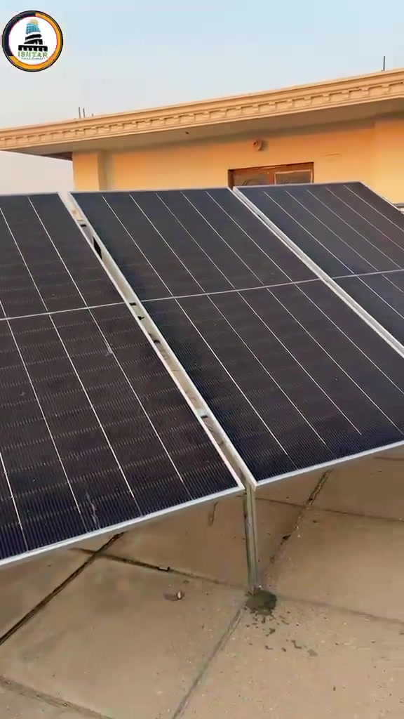 ☀️ زبائننا الكرام، زبائن عشتار للطاقة الشمسية ☀️

نقدم لكم اليوم واحدة من أكثر منظومات الطاقة الشمسية استخدامًا لدى أغلب العوائل، بسعة 15 أمبير وبالتناوب مع الكهرباء الوطنية.

🔹 مكونات المنظومة:

- 8 ألواح شمسية بقدرة 630 واط للوح الواحد.
- ألواح ثنائية الوجه (Bifacial)، دبل زجاج، 16 Busbar، خلايا Mono مقسمة.
- بطارية BYD LiFePO₄ ليثيوم فوسفات حديد، سعة 15.3 كيلوواط ساعة، عدد 1.
- إنفيرتر Hybrid On/Off Grid بقدرة 6.2 كيلوواط، عدد 1.
- مزود بتقنية Wi-Fi ونظام شحن MPPT.
- هيكل معدني مغلف بالغلفانيز.
- أسلاك وتجهيزات خاصة للتيار المستمر DC والمتناوب AC.
- منظومة حماية متكاملة بقواطع الحماية.
- تنصيب وتشغيل كامل.

⚡ منظومة مصممة لتوفير الطاقة والاعتماد بشكل أكبر على الطاقة الشمسية وتقليل الحاجة إلى المولد.

📍 العنوان: كركوك – طريق بغداد، مقابل جامع النور الكبير.

📞 للاستفسار والطلب:
***********
***********

ثقتكم هدفنا… وجودتنا عنواننا. ☀️🔋

#فيسبوك #إشتر_للطاقة_الشمسية #طاقة_شمسية #الطاقة_الشمسية #كركوك #كركوك_طريق_بغداد #مدينة_المولد #BYD #LiFePO4 #طاقة_نظيفة #بديل_المولد
