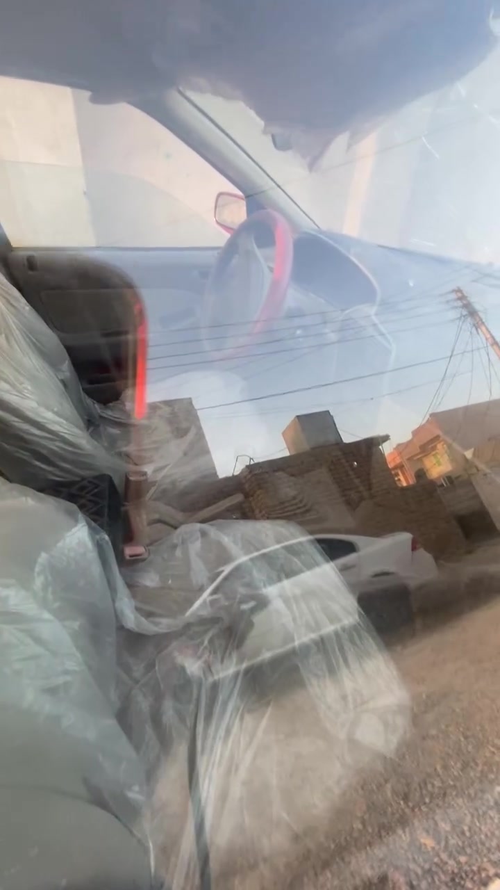 سياره سيفه لبيع نضيفه
بيها عطل بس العينه كايمه تصل ودلل ***********
