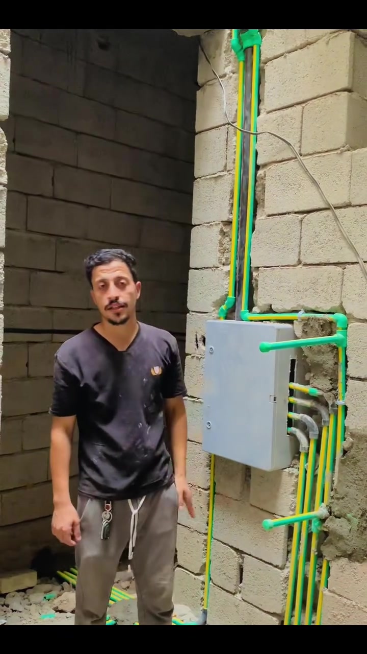 تعبت من البحث عن الأمانة والدقة؟ نحن لديكم ! 🚀
جانب من عمل فريقنا اليوم داخل أحد المنازل تأسيس ماء ومجاري وتقاطير سبالت التزام بالوقت نظافة في العمل ونتائج مبهرة.
للحجز والاستفسار ***********  تواصلوا معنا مباشرة..
 - نعتني بتفاصيلكم.
