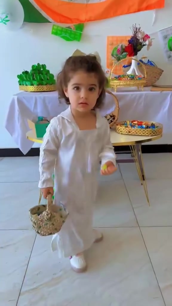ولد النبي فالكائنات ضياء 
اللهم صل على سيدنا محمد وعلى آل محمد 
احتفلنا يوم الخميس في روضة وحضانة 
☘️براعم الزهور ☘️بذكرى المولد النبوي الشريف وسط أجواء جميلة وسعيده 
📍🏢عنوانا البيوت الشارع العام الرئيسي الوسطي مقابل إفران صمون الرحمن بنايه ارضيه بواقع 200 متر مربع 
للاستفسار والتواصل/***********
