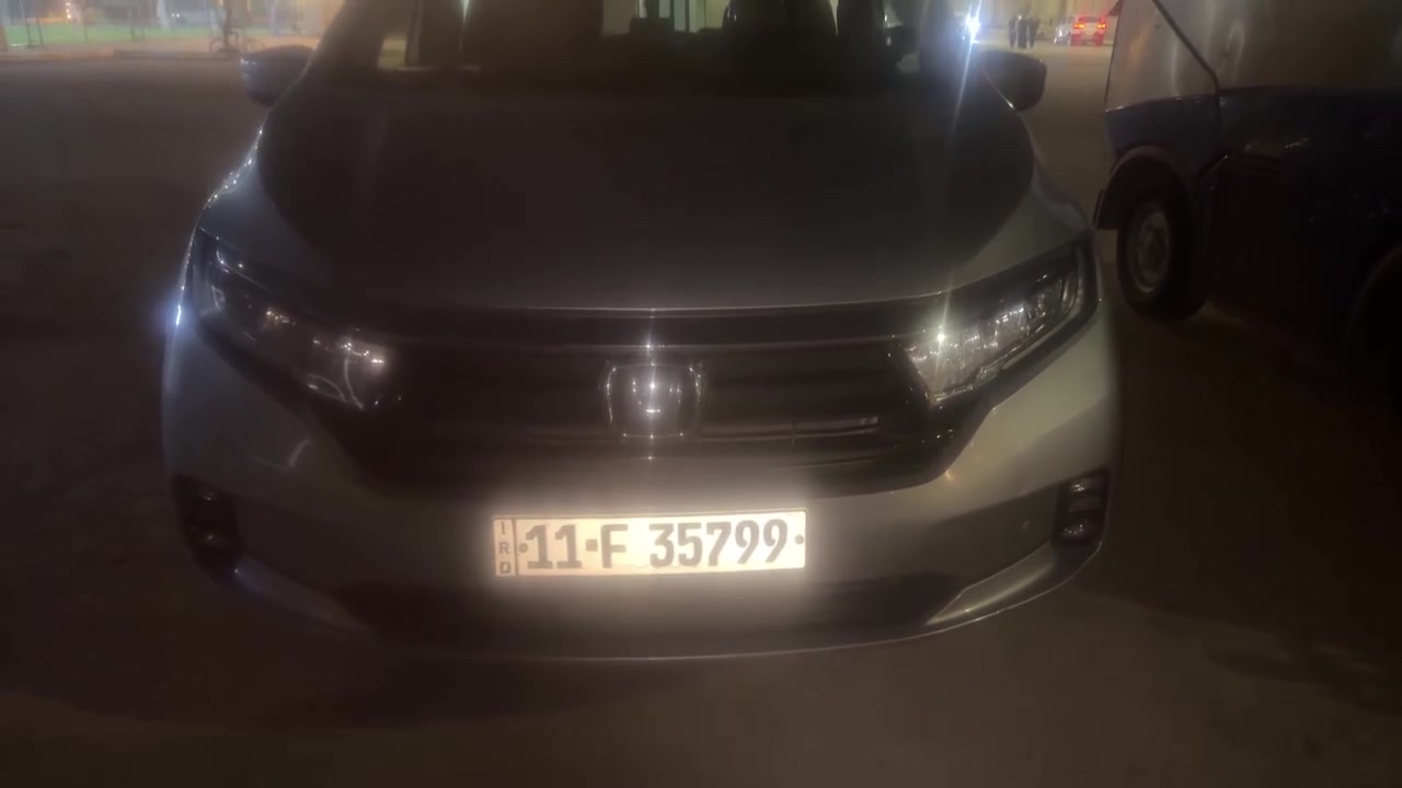مرحبا يوجد خط لطلاب الجامعات و الكليات و المعاهد والإعداديات نوع السيارة هوندا 7راكب موديل 2025 مكيفة تبريد وتدفئة عنوان السكن بغداد الدوره إسم السائق عمر رقم الهاتف ***********
