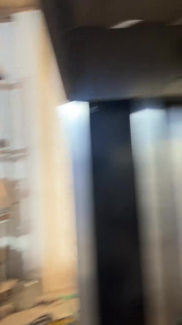 معمل صمون كهربائي ووعجنات كامل للبيع ***********
