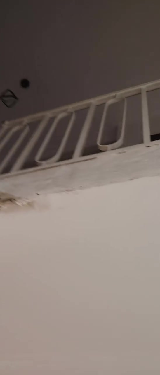 محجر البيع ثقيل حيل  طوله تقريبن 14 متر 
***********

