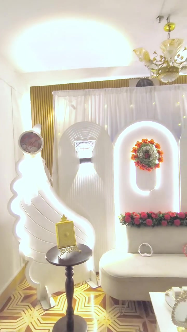 السلام عليكم وتوجد حجز كوشات💐💃🕺 باسعار مناسبة جدا وعروض وتخفيضات  السعر مع الشد النقل 75الف داخل العزيزية||||✓العنوان شارع الخليج قرب البوابة  الاتصال والاستفسار ***********
