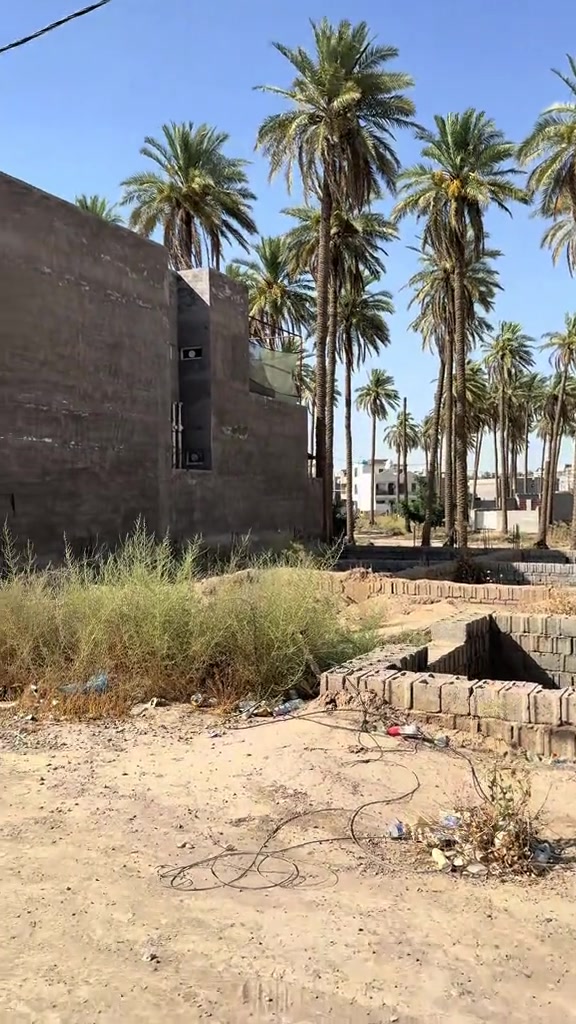 السلام عليكم👋للبيع قطعة أرض تجارية المساحة(350m)واجهية(15m)والنزال(23m)بيها اساس مطله على الشارع الرئيسي مناصفة مع ديوان الوقف السنُي موقع العقار في بغداد(جزيرة بغداد السياحية/قبل مركز شرطة الفحامة) للأستفسار *********** #viralvideo #جزيرة_بغداد_السياحية #tiktok #fyp #foryoupage 
