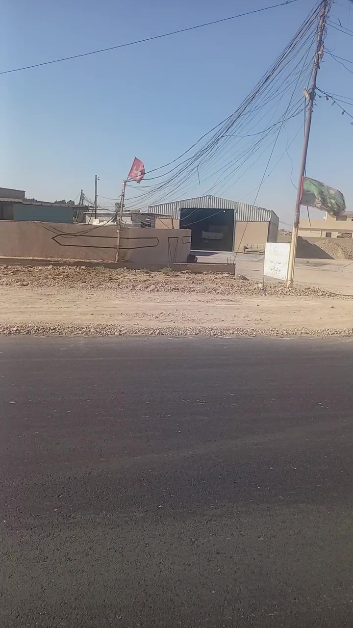 السلام عليكم دونم للبيع الوجه ١٥ متر ونزال ١٦٦ متر سند ١١٧ السعر ٦٠ مليون وبيه مجال باقي التفاصيل بل فيديو وهاذ الرقم ***********
