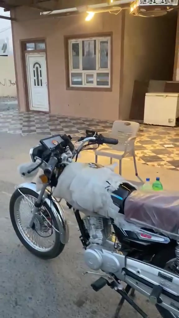 من بعد السلام ماطور تايكر 25اخت الزيرو بعدها بجيسها خمسه كير لون اسود كهربائيات كلها شغاله شاشه طافيه فقط  نص هندر ماطور صارله شهر او نص او من مشدوده السعر ٦٥٠او بي مجال  للستفسار الاتصال على الرقم ***********متوفر واتساب
