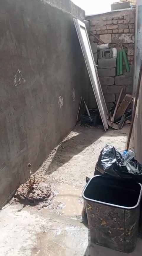 سلام عليكم ورحمة الله وبركاته بيت للبيع منطقة حي الحسن قرب جسر العمار البيت يتكون من غرفتين وصاله كبيره وستقبال ومطبخ كبير مجموعت صحيات داخليه وخارجيه البيت قرب ابو حسين ابو السكله
رقم الهاتف *********** 
سلام عليكم ورحمة الله وبركاته بيت للبيع منطقة حي الحسن قرب جسر العمار البيت يتكون من غرفتين وصاله كبيره وستقبال ومطبخ كبير مجموعت صحيات داخليه وخارجيه البيت قرب ابو حسين ابو السكله
