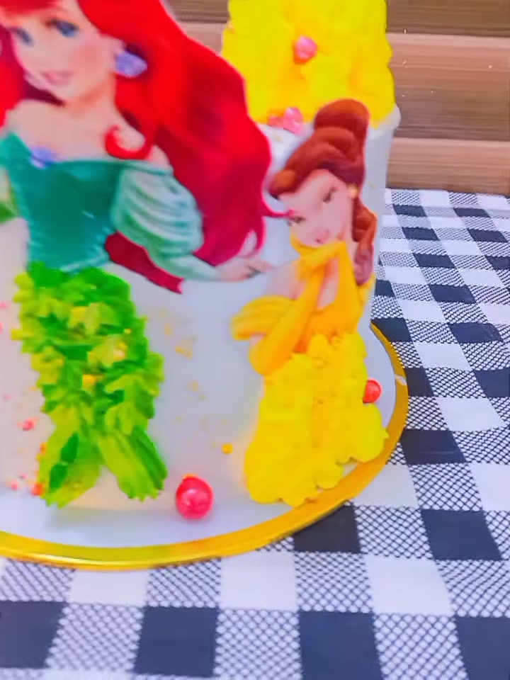 ان هذا لرزقنا ماله من نفاد
تتوفر جميع انواع الحلويات 🍪🎂🍮🍩🧁🥧عند   مطبخ  ام  نوني وبأسعار جدا مناسبه  العنوان ميسان     
للاستفسار  واتس ***********   @whj.lknny 
    توجد  خدمة  توصيل
