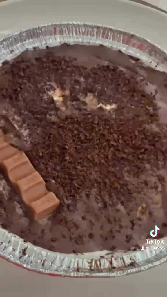 صنع منزلي بلمسة احترافية: إعداد طازج ولذيذ معاهتمام بدقيق التفاصيل🍫🥮🤎

يوجد لدينا توصيل داخل سليمانيه فقط 🚴
مراسله وحجز عبر الواتساب 
***********