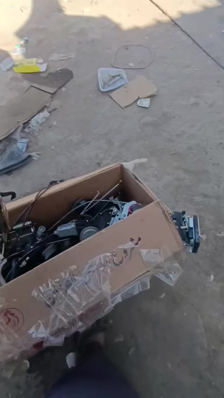 ورشة عبدالله زيادي لتصليح إقفال ومكائن الجام السيارات وسنتر لك الكوري وامريكي العنوان الديوانية غماس يوجد توصيل كل أنحاء العراق ***********

