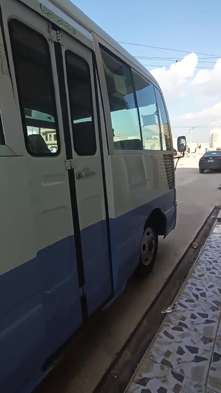 كوستر 2002 نيسان 25 راكب بانزين وغاز كير مكينه اكسل شرط تبريد بس نقص غاز سنويه جديد هزه جديد سنويه الى 2031 مابي اي ضربه كلو بلادي سعر 130$
استفسار اتصال 
***********
***********