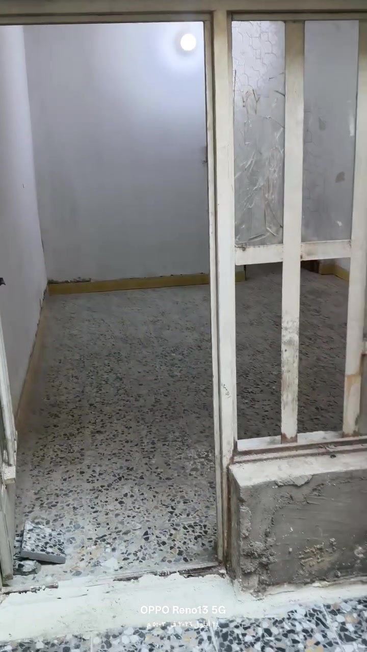 السلام عليكم
بيت للبيع مساحته 80متر طابق واحد العرض 4 متر والنزال 20 
في منطقة ال 6 الاف قرب مجمع الدكتور طارق بظهر الشارع التجاري
مقابيل السوق الكبير 
المنطقة غنيه عن التعريف من ارقى مناطق الحسينيه 
الي يريد يسأل عن السعر يكلي جكد امكانيته بالخاص واني ارد علي يفيدك لو لا وهذا رقمي👇 واهلا وسهلا
***********
