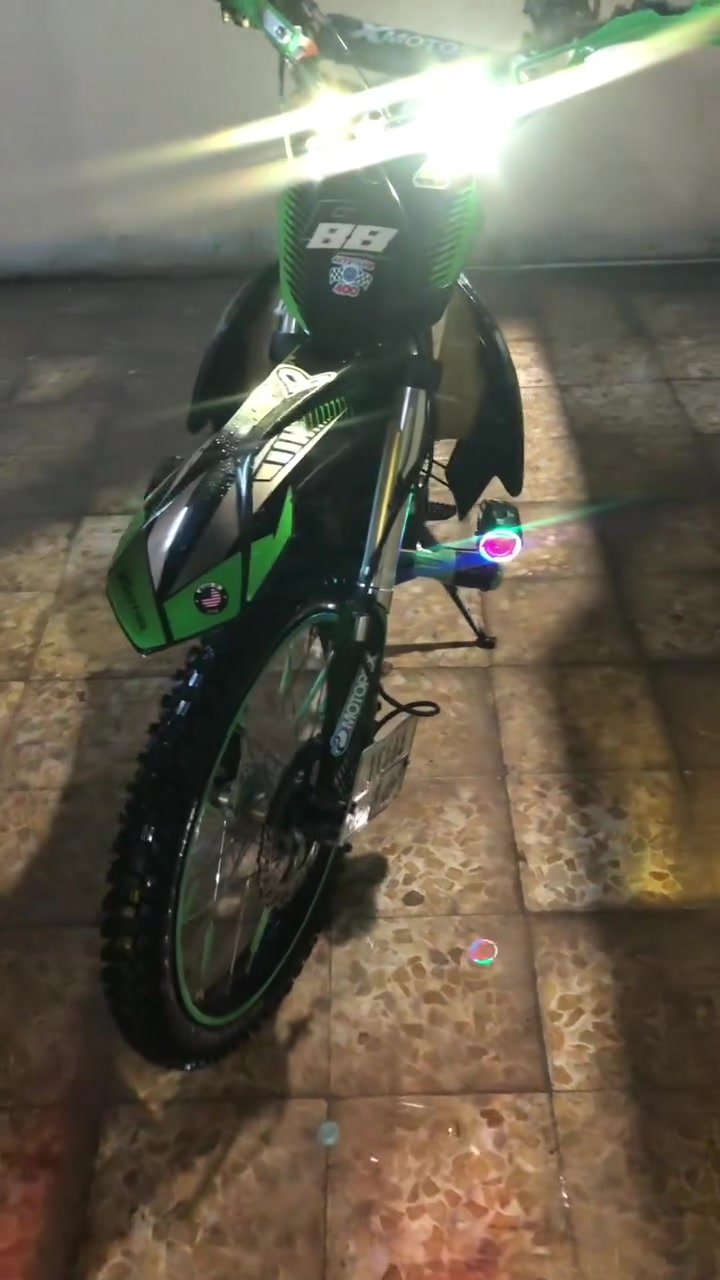 ماطور قفاز X-MOTOS حجم المكينه 
300 سيسي  رقم اربيل شرط التحويل ماطور كامل ما ناقص شيء السعر1900 يرهم مراوس شراي يتصل
***********
***********
