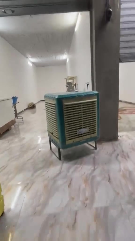 محل كباب جاهز للبيع سسب البيع عدم التفرق محل بي رزق خير من الله السعر مليون ونص محل جاهز بس تجي تفتح
     ***********
