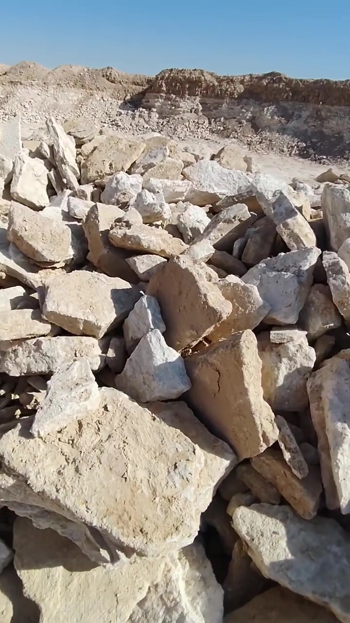 مستعدين لتجهيزكم بلحجر الدرجه اولئ وحمول مفول تصلو ***********33بي واتساب
