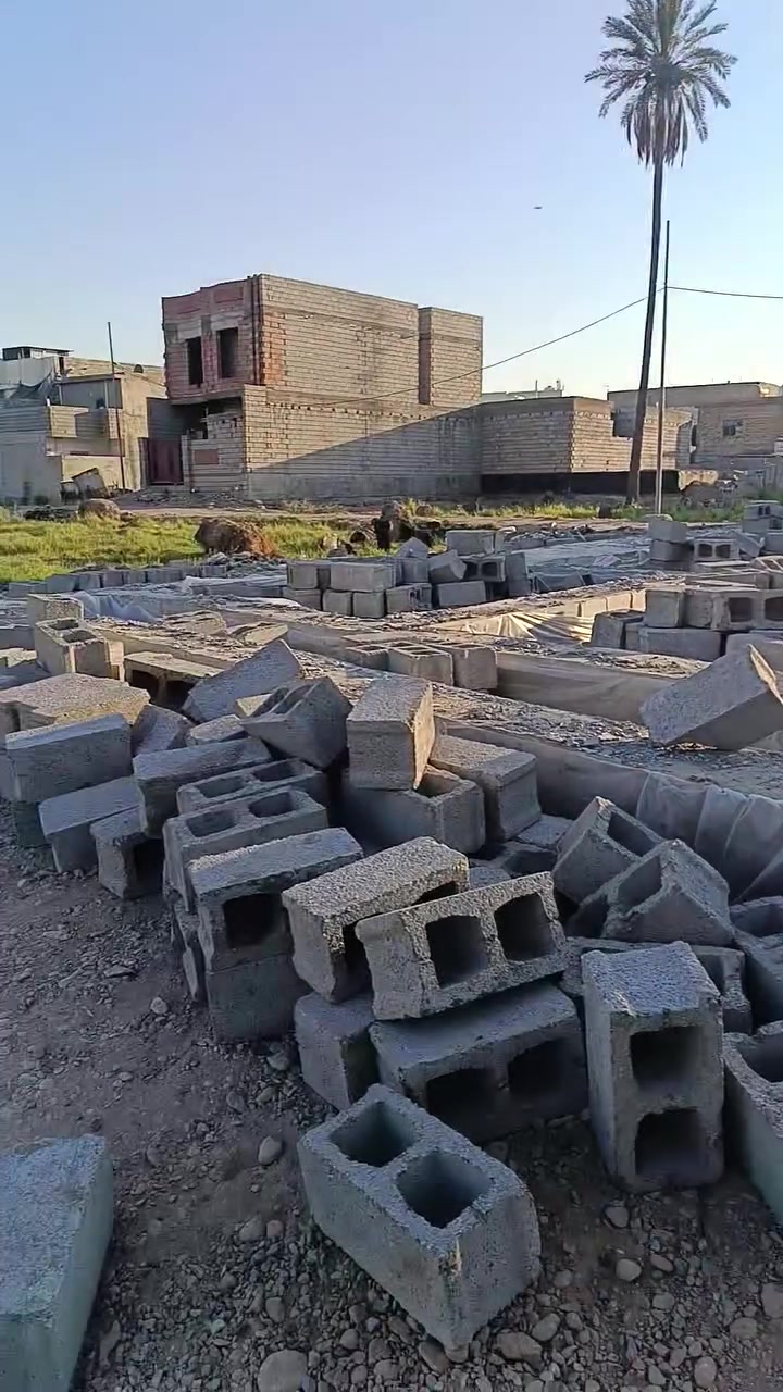 السلام عليك
قطعه ارض بالسوامره ميه مربعه طابو زراعي سند 25 تدخل عليها من قنطره خليل باشا  للسعر جداً مناسب اتصل ودلل ***********
الخاص مفتوح.
