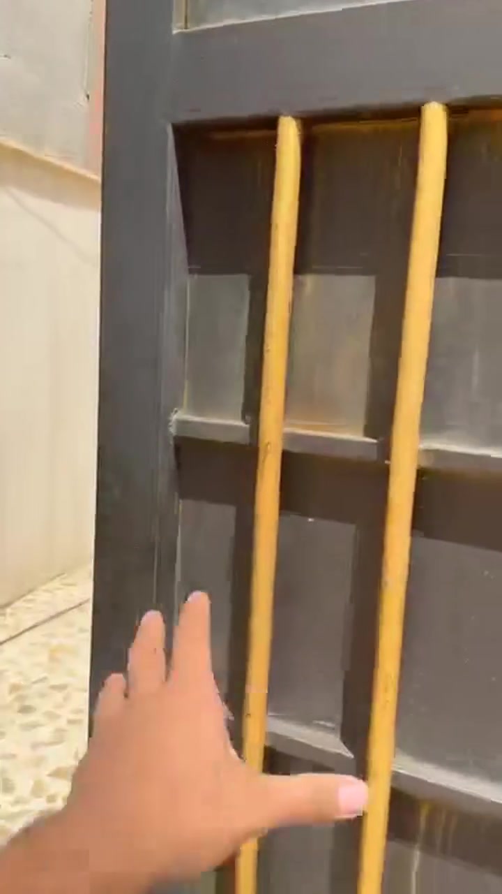 🏠 دار سكن للبيع – جمعية غرفة تجارة الموصل

📐 المساحة: 240م² | طابق واحد
🛏️ غرفتين نوم + هول داخلي + استقبال
🍳 مطبخ + صحيات
📍 موقع ممتاز قرب مجمع النور
✅ المنطقة مكتملة الخدمات

السعر خاص 

*********** ابو ابراهيم 

*********** مؤيد الشيخ 

*********** احمد مؤيد
