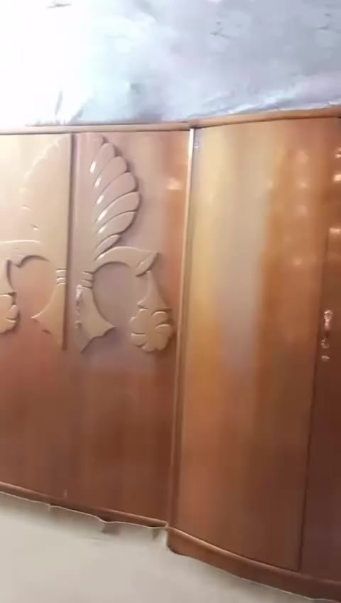 غرفه وبوفيه صاج ثنينهن ب600 وبيهن مجال مكان كربلاء حي العامل سوق الوصط مقابيل المستوصف اليرموك مكلف بلنشر رقم راعيهه ***********
