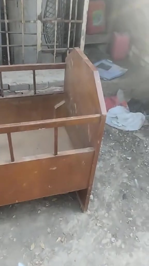 حجم جبير • يشتغل • يحتاج تلميع