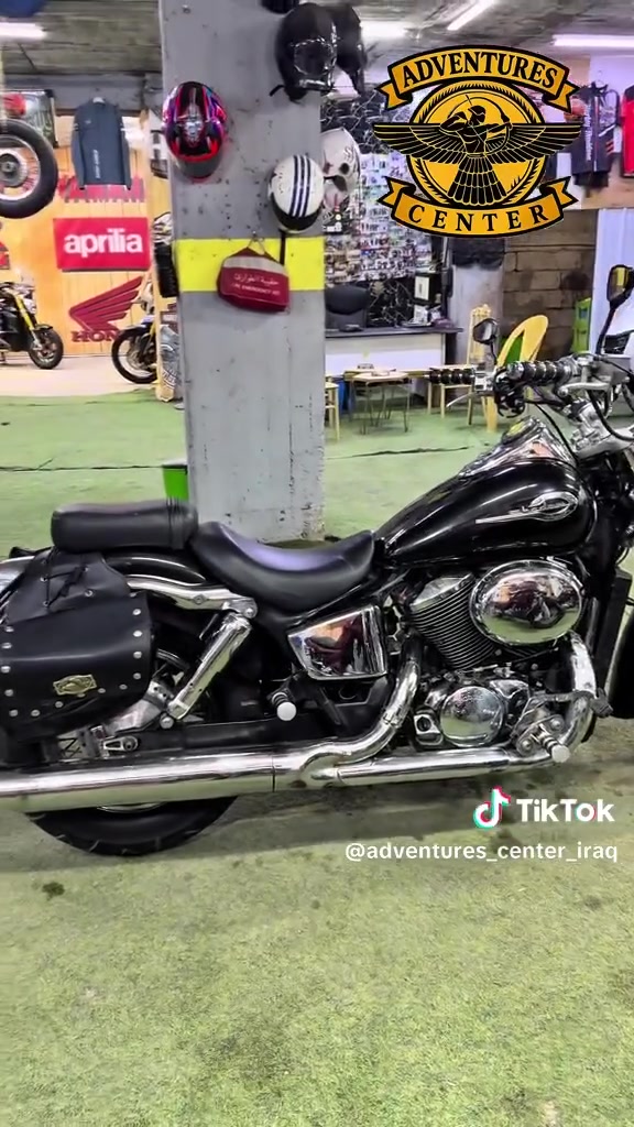 هوندا شادو حجم 400cc 
دراجة جديدة بمعنى الكلمة 
بدون رقم 
💹السعر 15ورقة ✳️ وبيهة مجال
مكاني بغداد البلديات 
للاتصال***********
