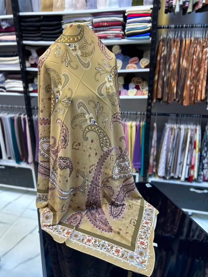 💓💓💓💓💓💓شال و شيلة 💓💓💓💓💓💓
❣️ ربطة حرير قياس ١٥٠ ❣️
العنوان : الصويرة/حي المعلمين/شارع الصياغ/مجاور العطية سنتر وصالون روز. 
يوجد لدينا خدمة توصيل 
للحجز والاستفسار مراسلة الصفحة او الاتصال ع الرقم *********** / فايبر. واتس اب. تلكرام
